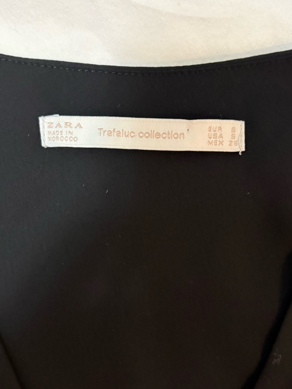 Zara Black flowy Wrap Tie-Front Blouse - Picture 3 of 4